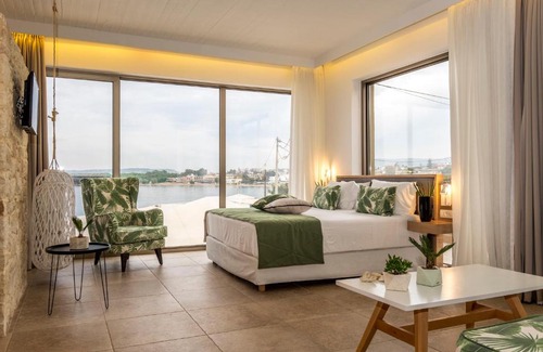 Kato Galatas Apartment | Kalamaki Luxury Suites