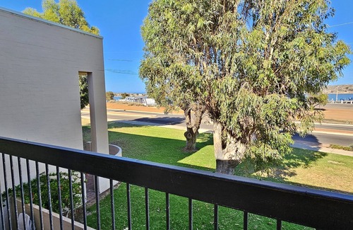 Kalbarri Apartment | Kalbarri Riverview 6 | Waterfront | First Floor