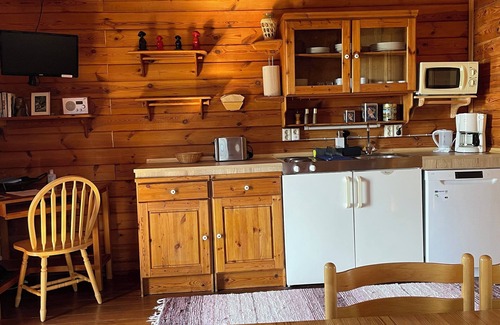 Husavik Cabin | Kaldbaks-kot Cottages
