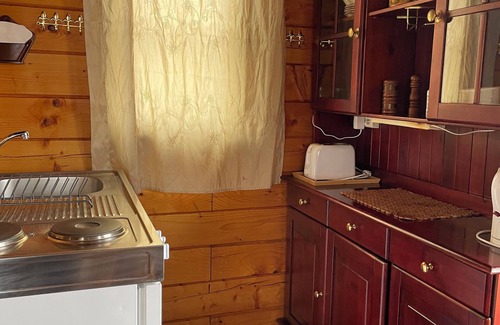 Husavik Cabin | Kaldbaks-kot Cottages