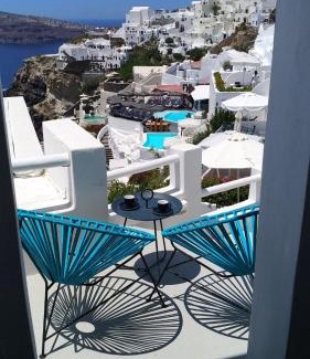 Oia Apartment | Kaleidoscope Cave Houses