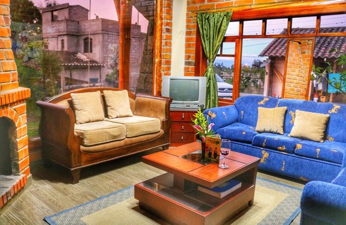 Cotacachi House | Kalera Lodge - Equator Face