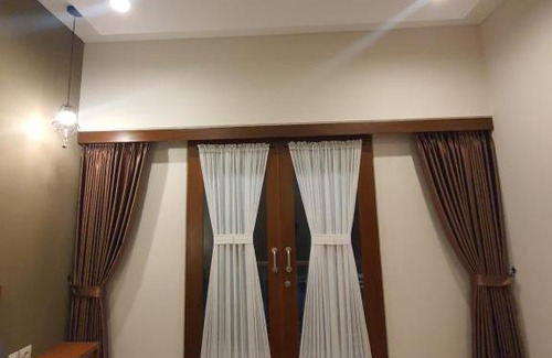Downtown Kuta House | Kalih Homestay