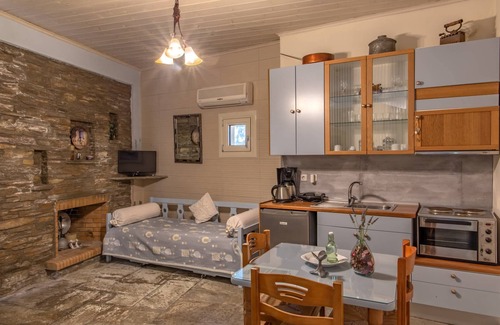 Paleopolis House | Kalimera Andros