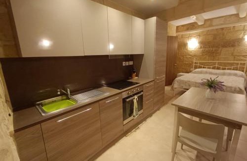 Mgarr Apartment | Kalkara Maisonette in the Alley