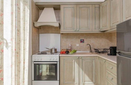 Gaios Villa | Kalliope Villa - Classic with a splash of glam