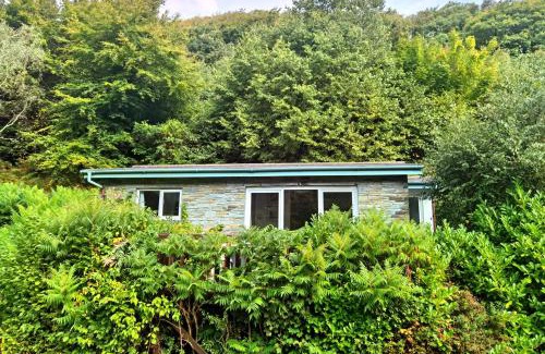 Saint Gennys House | Kallowen Cottage at Crackington Haven, near Bude and Boscastle, Cornwall