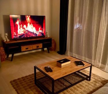 Checy Apartment | KALME Spa&Sauna - Maison avec Spa et Sauna privatifs
