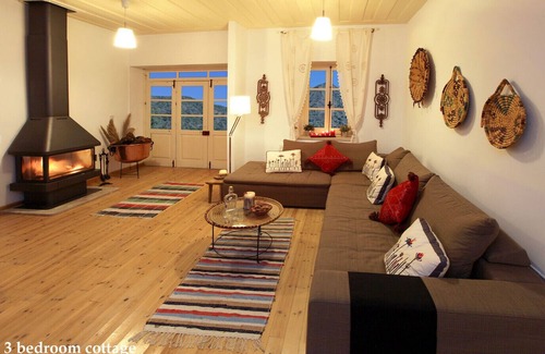 Kalopanayiotis Villa | Kalopanayiotis Cottage In The Centre