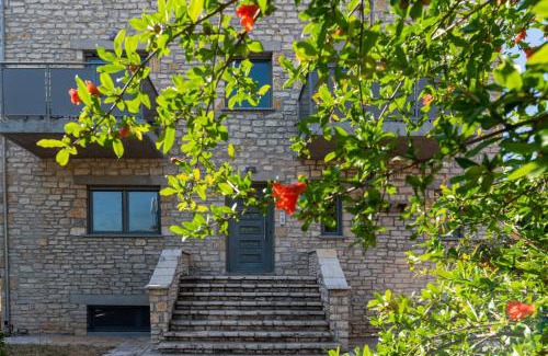 Pogoni Apartment | Kalpaki stone apartment 1