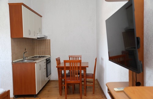 Tirana Apartment | Kalpazo Hotel Tommy Durres
