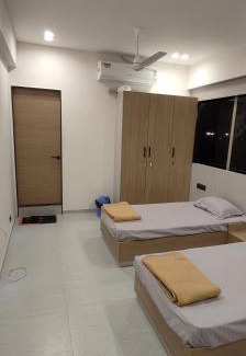 Gandhinagar Hostel | Kalyan PG & Boys Hostel