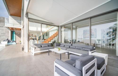 Kamala Villa | Kamala Beach Front Sea View 6 Bedroom Villa