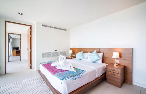 Kamala Villa | Kamala Beach Front Sea View 6 Bedroom Villa