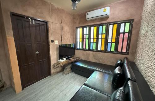 Kamala House | Kamala beach house 100m to the beach