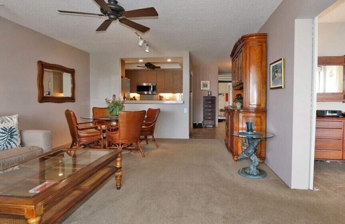 Kihei Condo | Kamaole Beach Royale #412 4th Flr, Panoramic Ocean View, Near Kamaole Beach 1