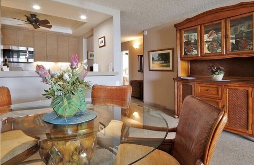 Kihei Condo | Kamaole Beach Royale #412 4th Flr, Panoramic Ocean View, Near Kamaole Beach 1