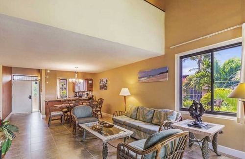 Kihei Condo | Kamaole Sands - 3BR/3BA, Gorgeous View - AC unit