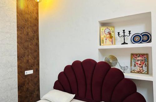 Varanasi Apartment | Kamaree-7BHK