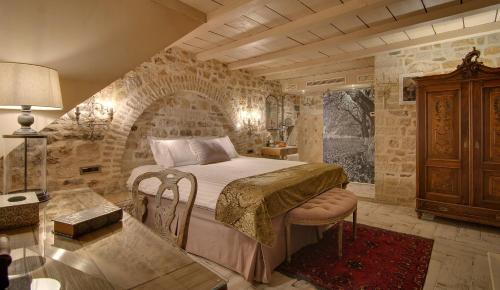 Ioannina Town Centre Hotel | KAMARES Historic Boutique Hotel & Spa