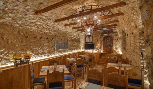 Ioannina Town Centre Hotel | KAMARES Historic Boutique Hotel & Spa