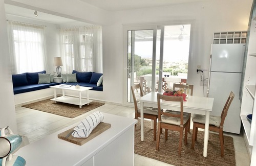 Naxos Villa | Kamari: Greek Paradise with private pool & Jacuzzi