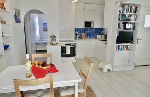 Naxos Villa | Kamari: Greek Paradise with private pool & Jacuzzi