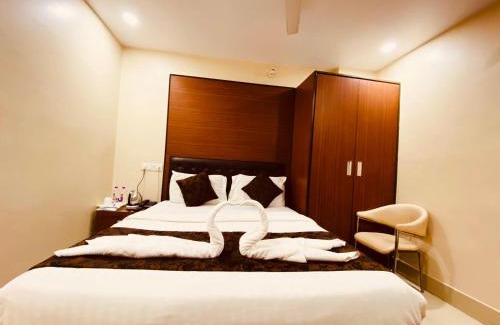Patna Hotel | Kamat Inn