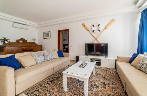 Balatonkenese Apartment | Kamilla Villa