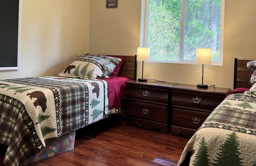Stevenson House | Kanaka Creek Cabin