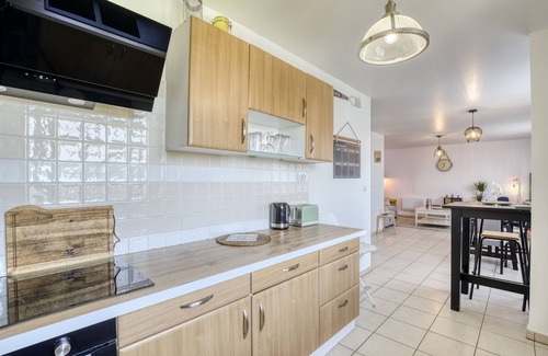 Le Thillay Apartment | Kandinsky - 3 chambres à Roissy