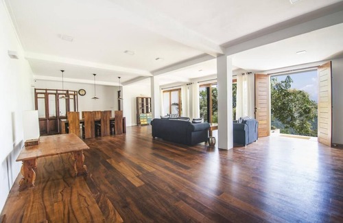 Tennekumbura Villa | Kandy Casa 4BR Villa