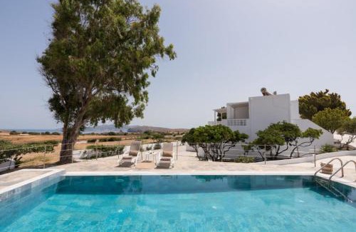 Milos Apartment | Kanelis Studios & Suites