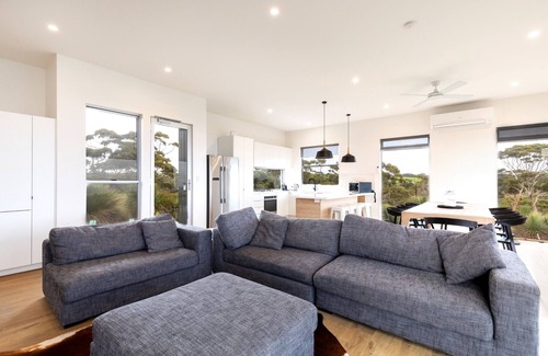 De Mole River House | Kangaroo Gully House