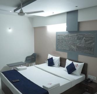 Gandhi Nagar Hotel | Kanishka Grand