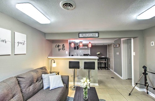 Kansas City House | Kansas City Vacation Rental - 10 Mi to Dtwn!