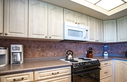 Kapalua Condo | Kapalua Ridge 421! Amazing ocean views!