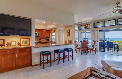 Kapalua Condo | Kapalua Ridge Villa 812