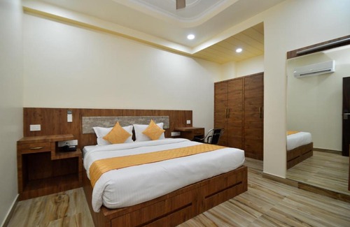 Sanganer Bed & Breakfast | Kapish Home-All Pure Veg