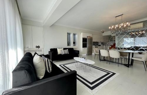 Sisli Apartment | Kaplan Luxury Family Flat - 3 Bedrooms with air conditioning & heating in the City