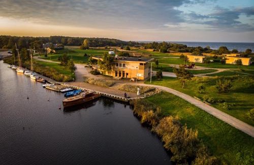 Salacgriva Hotel | Kapteinu Osta