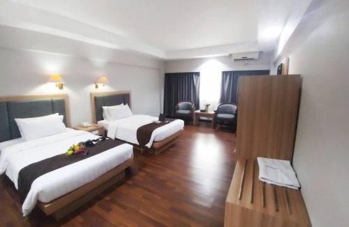 Pontianak Hotel | Kapuas Palace Pontianak Hotel