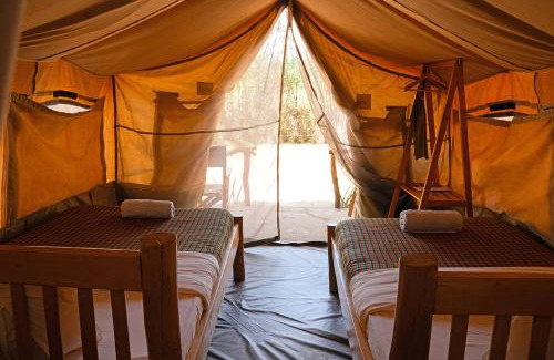 Moroto Bed & Breakfast | Kara-Tunga Safari Camp