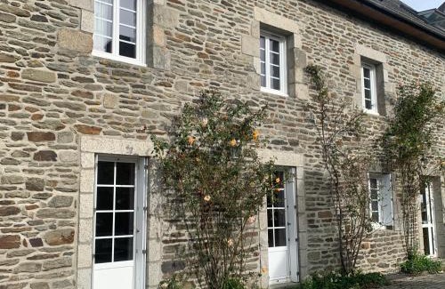 Carhaix-Plouguer Hotel | Karaez Hôtel - BritHotel Carhaix