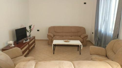 Rinas Apartment | Karaj Apartment