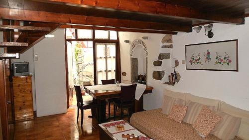 Mesta Apartment | Karampela Despina