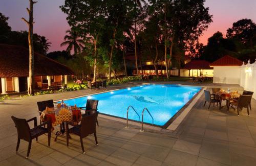 Mararikkulam North Resort | Karapuram Village Resort & Spa