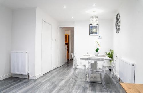 Fairfield House | Karazo LTD - Luxurious contractor friendly 2 bed in Croydon