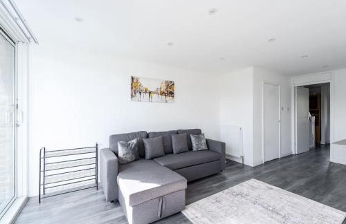 Fairfield House | Karazo LTD - Luxurious contractor friendly 2 bed in Croydon
