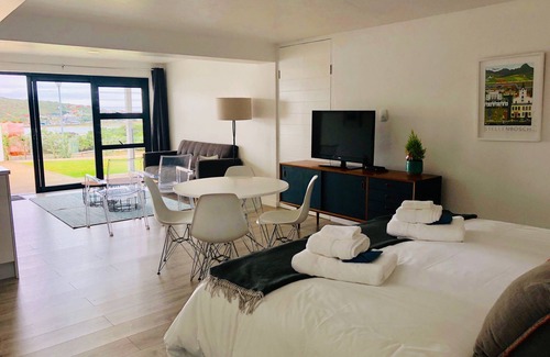 Still Bay House | Karee Manor Guesthouse
